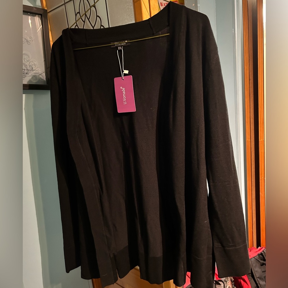 Women’s cardigan NEW WITH TAGS